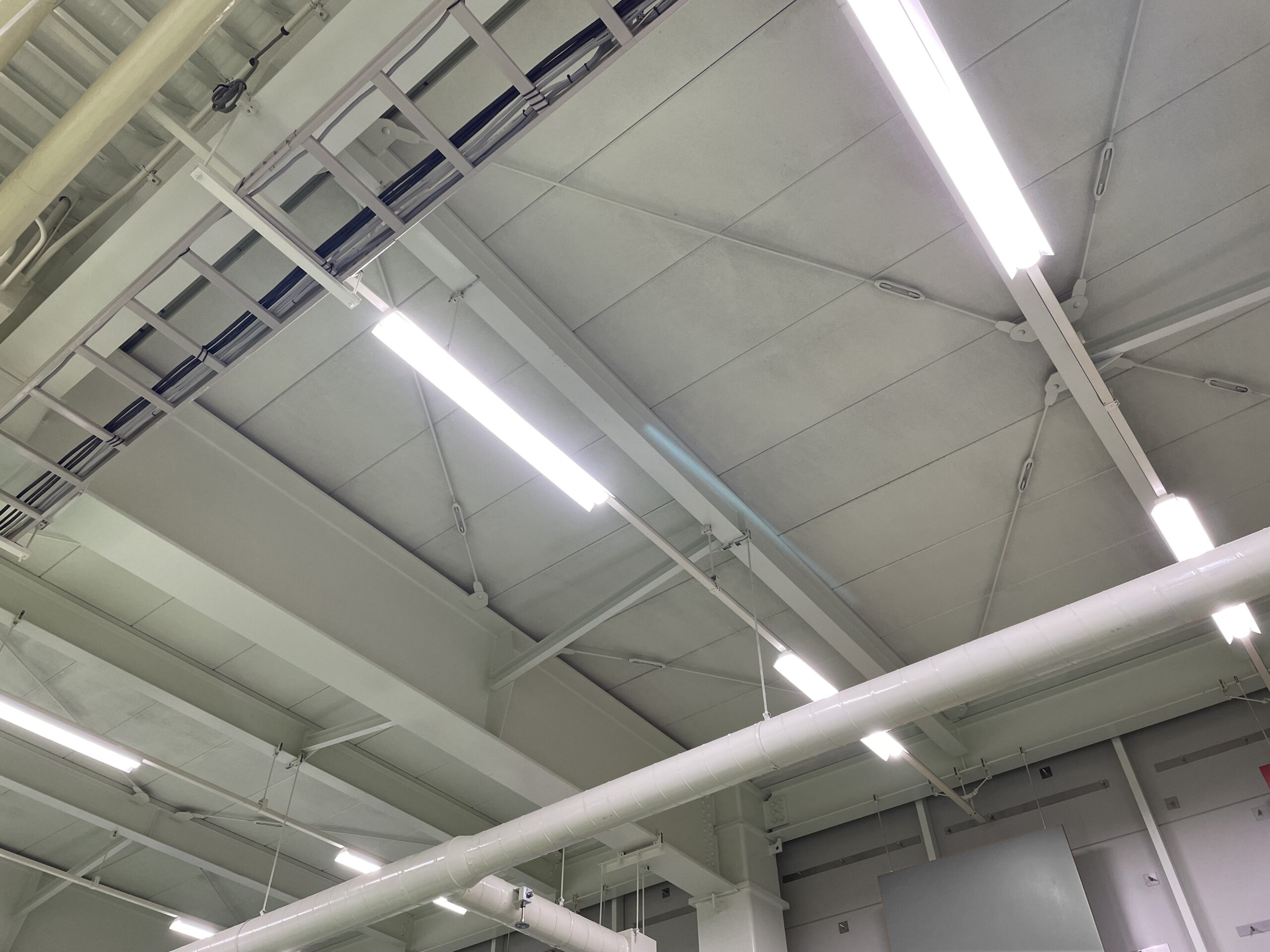 屋根裏 遮熱シート施工 着工前