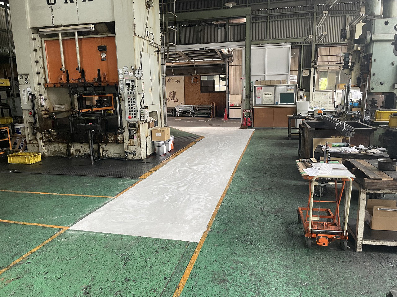 作業場②　土間修繕完了