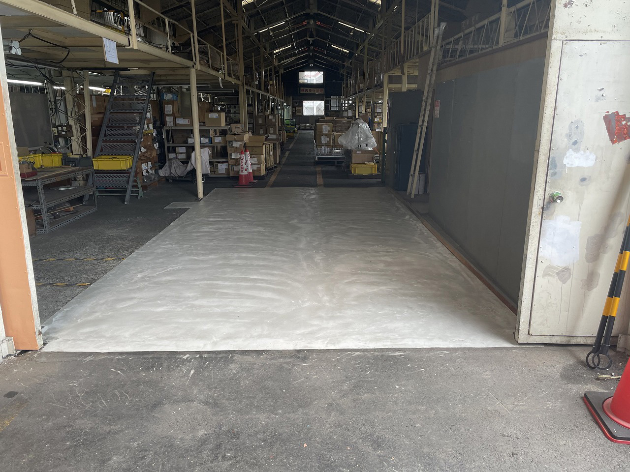作業場③　土間修繕完了