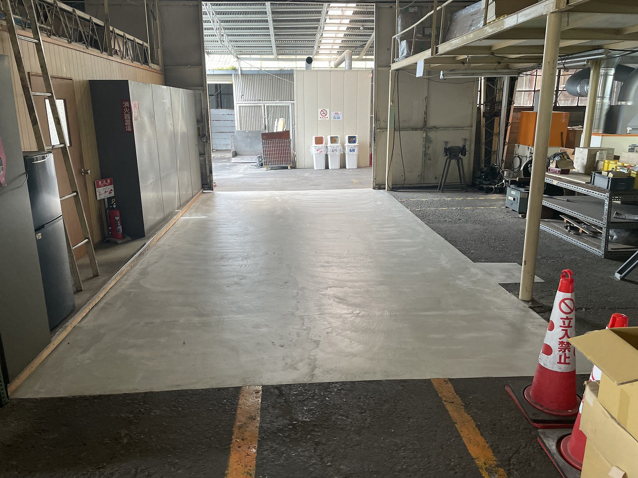 作業場④　土間修繕完了