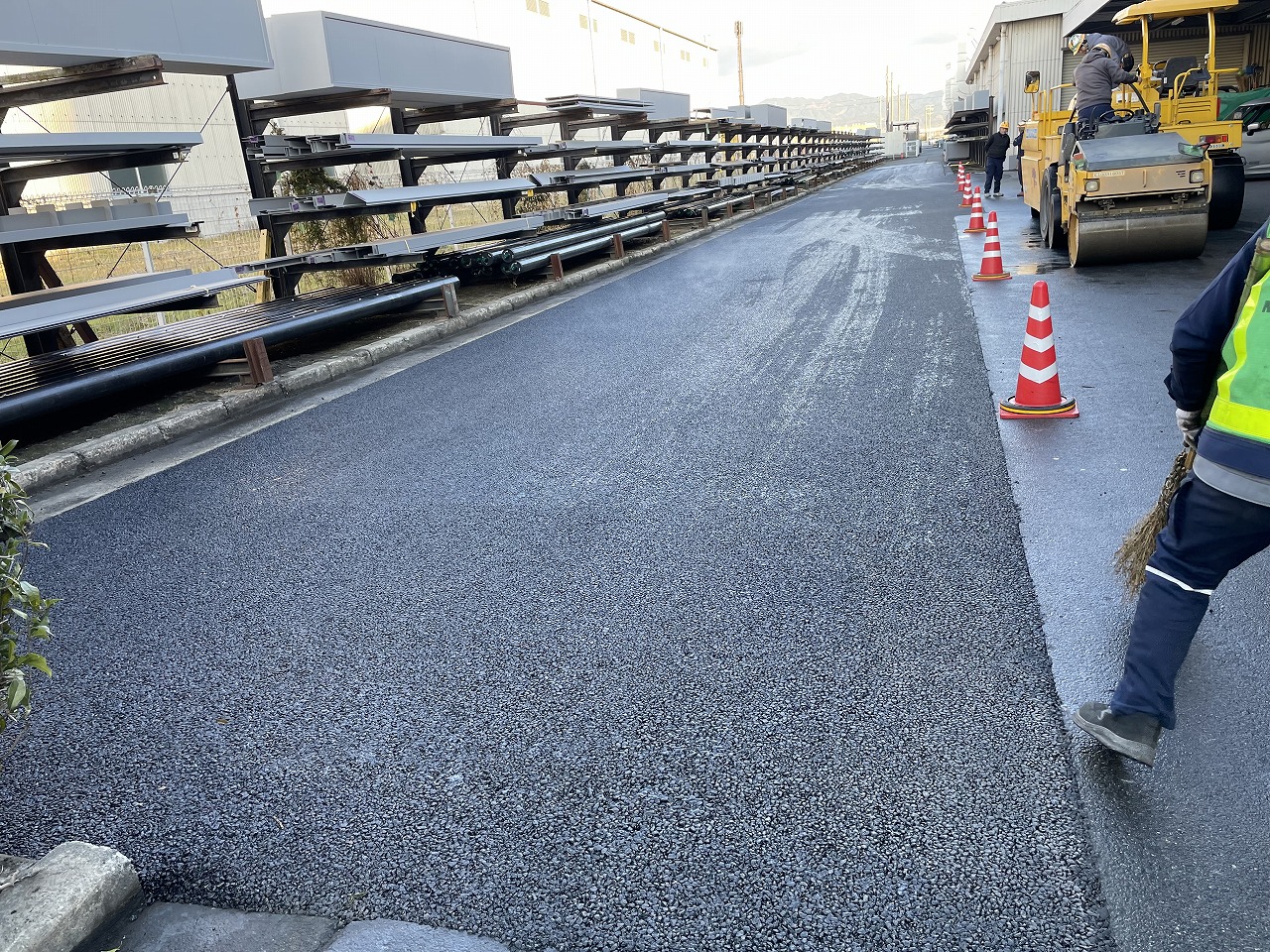 表層アスファルト舗装　完成