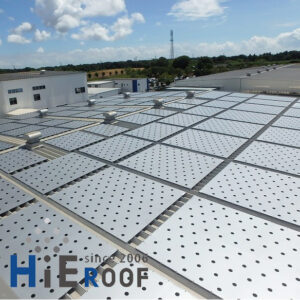 金属折板屋根の遮熱・断熱システム「冷えルーフ」